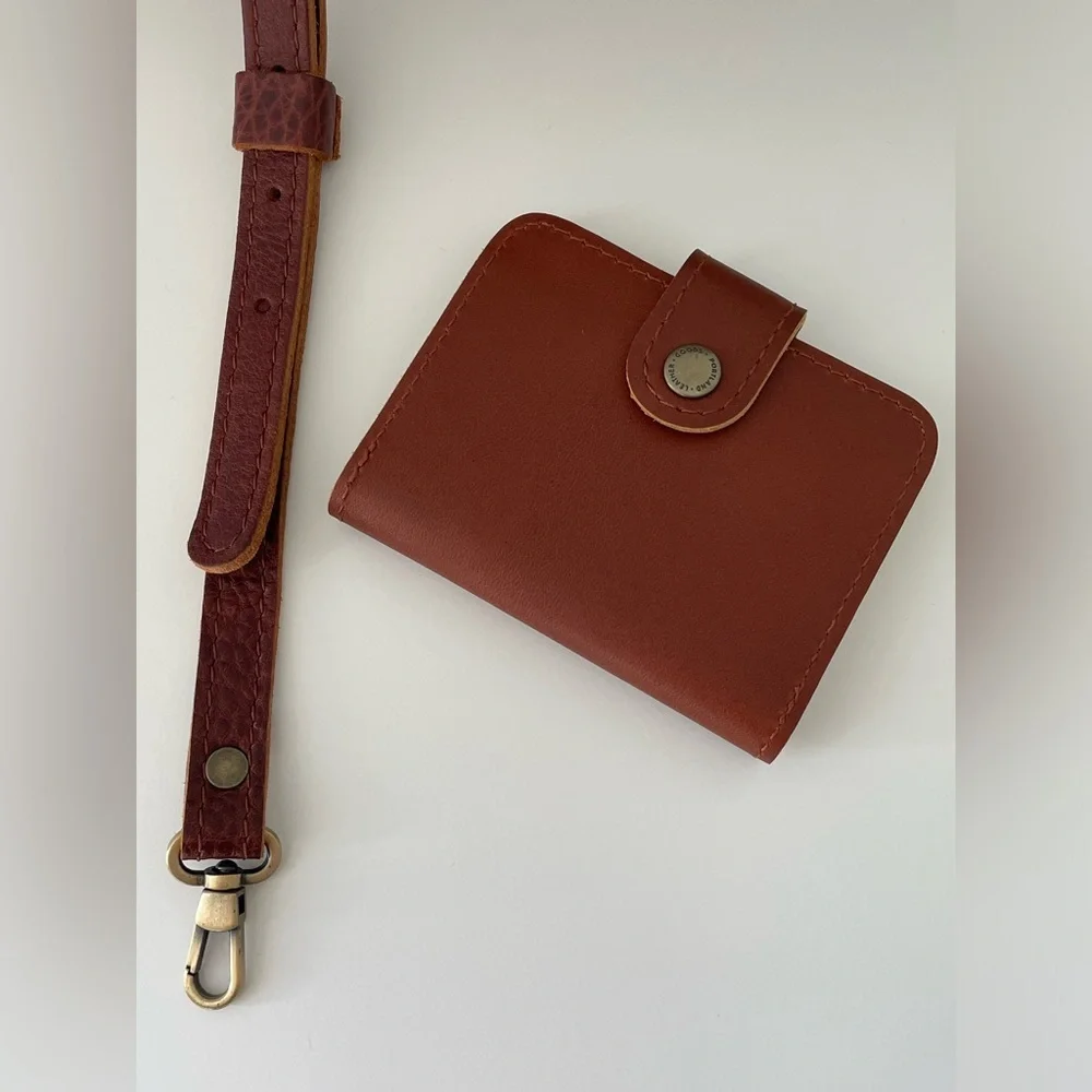 Portland Leather Goods Crossbody Bag With Wallet - Picture 10 of 16